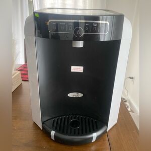 Oasis Countertop Water Dispenser